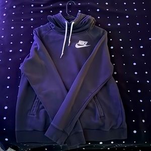Nike pullover with hood